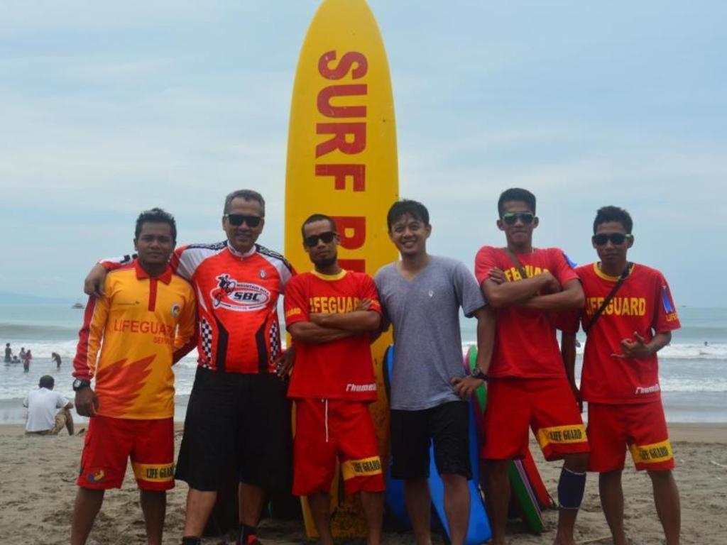 Augusta Pelabuhan Ratu Hotel Sukabumi Dış mekan fotoğraf