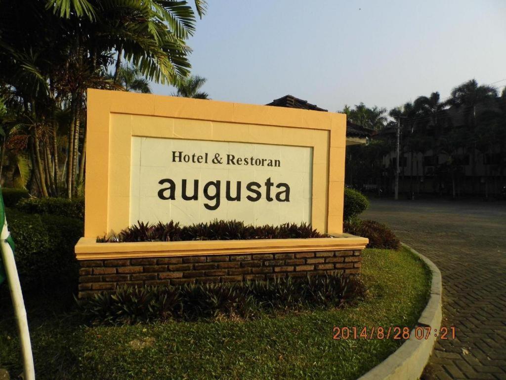 Augusta Pelabuhan Ratu Hotel Sukabumi Dış mekan fotoğraf