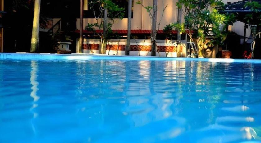 Augusta Pelabuhan Ratu Hotel Sukabumi Dış mekan fotoğraf