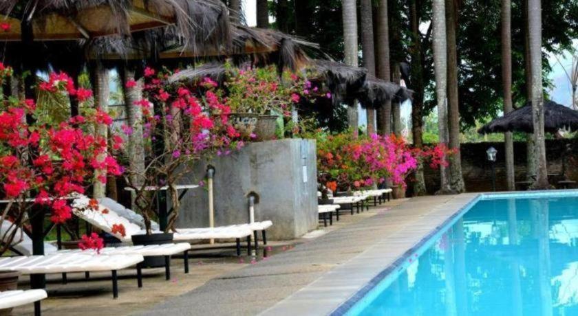 Augusta Pelabuhan Ratu Hotel Sukabumi Dış mekan fotoğraf
