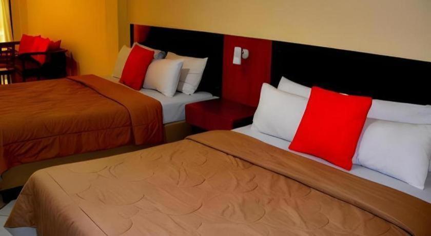 Augusta Pelabuhan Ratu Hotel Sukabumi Dış mekan fotoğraf