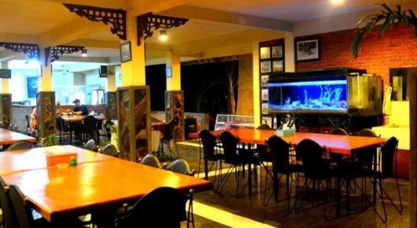 Augusta Pelabuhan Ratu Hotel Sukabumi Dış mekan fotoğraf